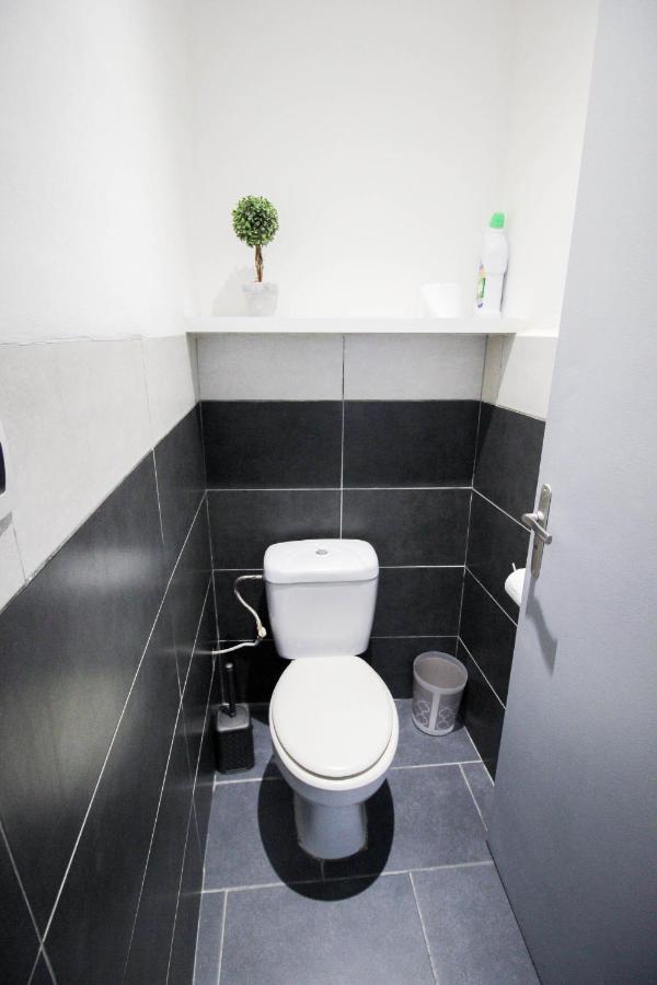 Appartement calme et spacieux, Cité et ville à pied, WIFI, 2 chambres, 3 lits Carcassonne Exterior foto