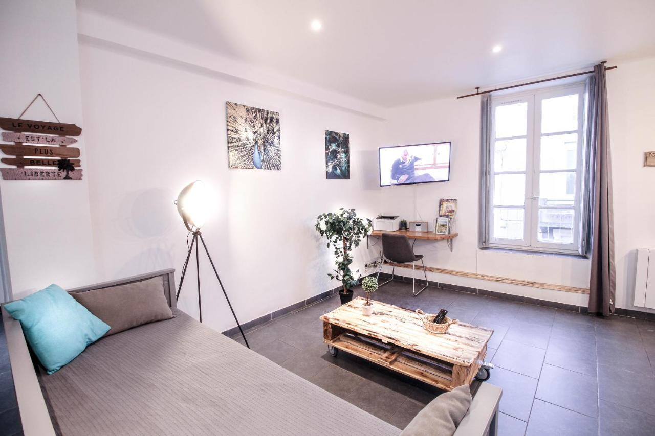 Appartement calme et spacieux, Cité et ville à pied, WIFI, 2 chambres, 3 lits Carcassonne Exterior foto